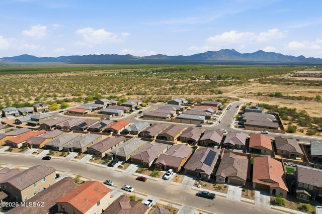 693 W Calle Las Varitas, Sahuarita, AZ 85629