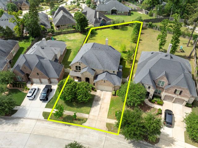 10235 S Goshawk Trail, Conroe, TX 77385