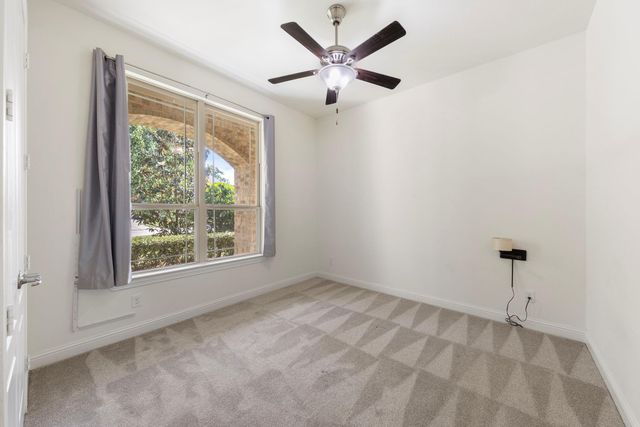 10235 S Goshawk Trail, Conroe, TX 77385