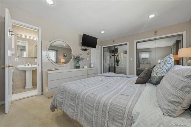 1600 Milburn Court, Wantagh, NY 11793