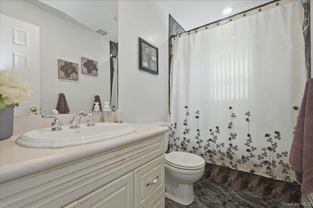 1600 Milburn Court, Wantagh, NY 11793