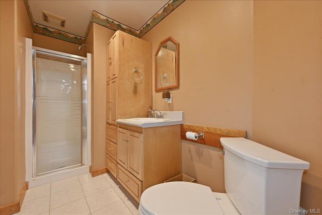 1600 Milburn Court, Wantagh, NY 11793