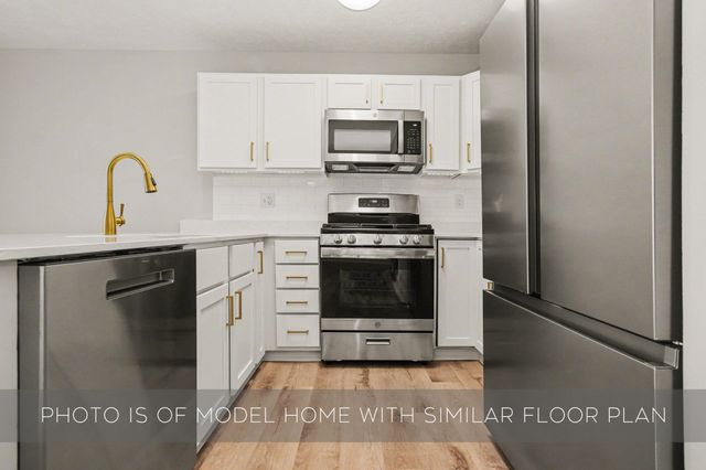 18063 Bulla Road A, South Bend, IN 46635