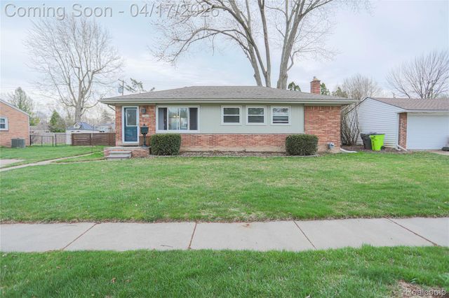 23804 Demley Drive, Clinton Charter Township, MI 48035