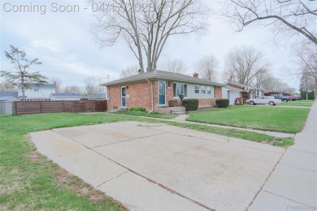 23804 Demley Drive, Clinton Charter Township, MI 48035