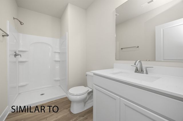 16724 Walnut Meadows Circle, Urbandale, IA 50323