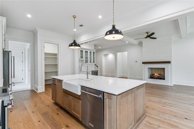 4314 Twelfth Street, St Simons Island, GA 31522