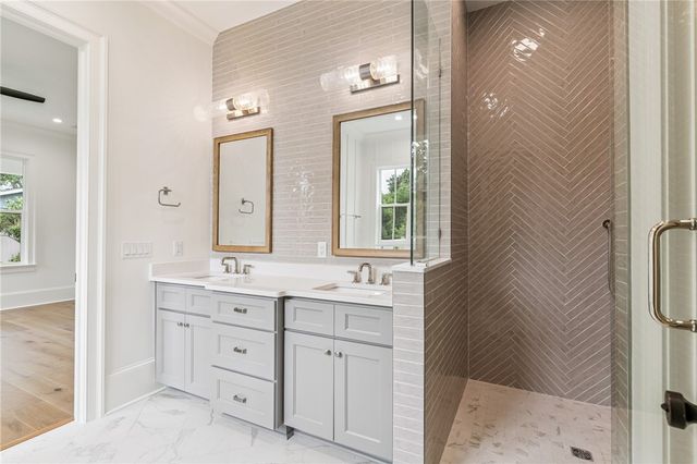 4314 Twelfth Street, St Simons Island, GA 31522