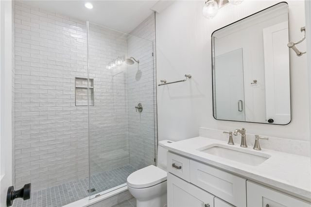 4314 Twelfth Street, St Simons Island, GA 31522