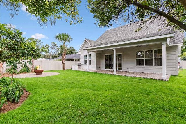 4314 Twelfth Street, St Simons Island, GA 31522