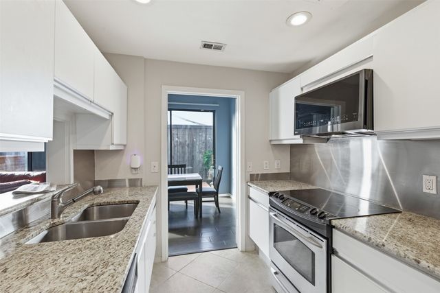 5990 Lindenshire Lane 111, Dallas, TX 75230