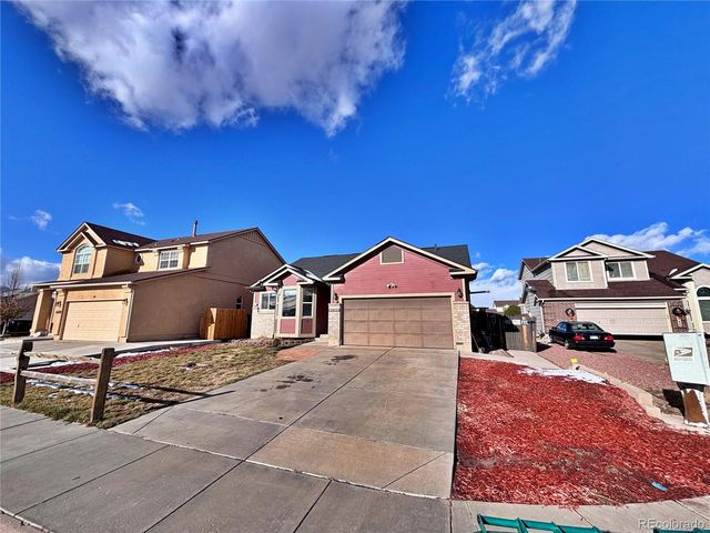 6750 Pinedrops Circle, Fountain, CO 80817