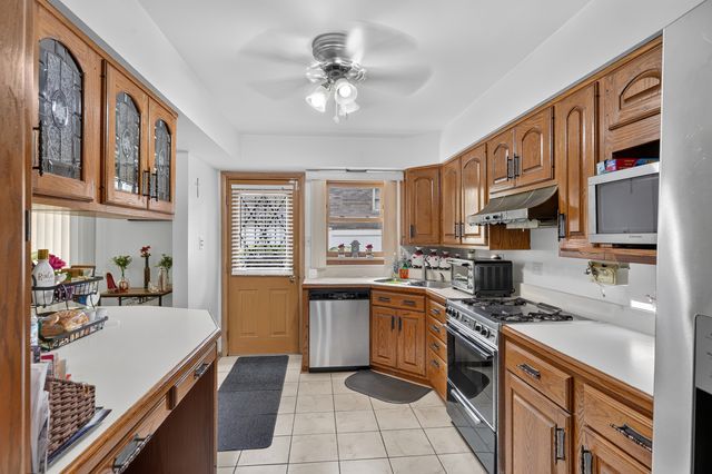 2345 184th Street, Lansing, IL 60438