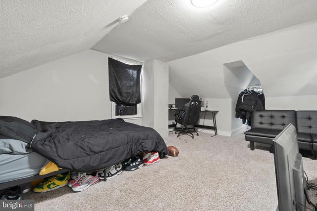 305 BROADWAY, Westville, NJ 08093