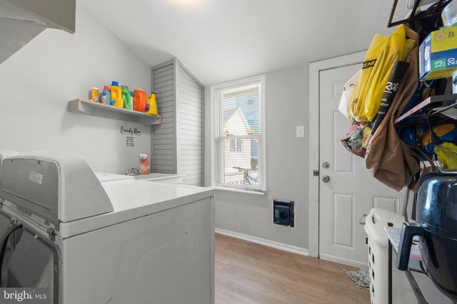 305 BROADWAY, Westville, NJ 08093