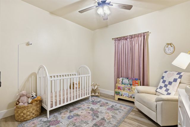 916 Devils River Drive, Granbury, TX 76048