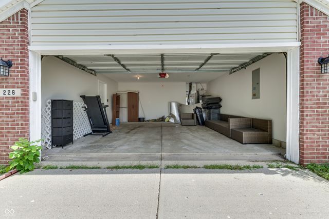 226 Gazebo Drive, Indianapolis, IN 46227