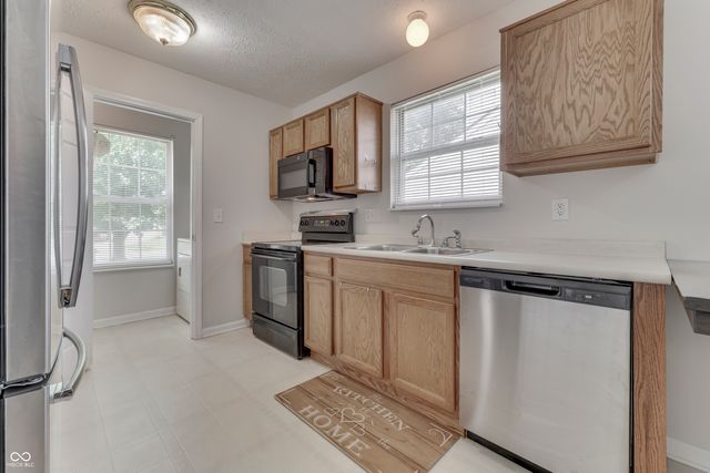 226 Gazebo Drive, Indianapolis, IN 46227