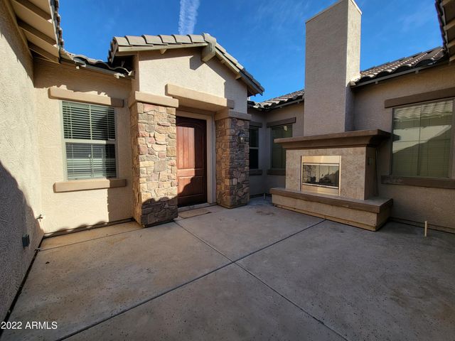 6335 S ROANOKE Street, Gilbert, AZ 85298