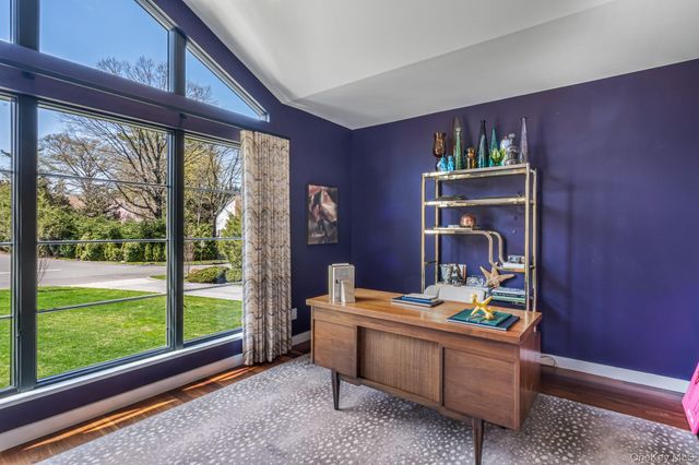 68 Brookside Drive, Manhasset, NY 11030