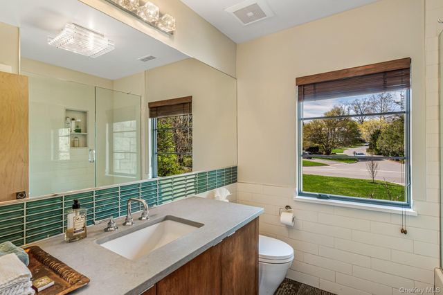 68 Brookside Drive, Manhasset, NY 11030
