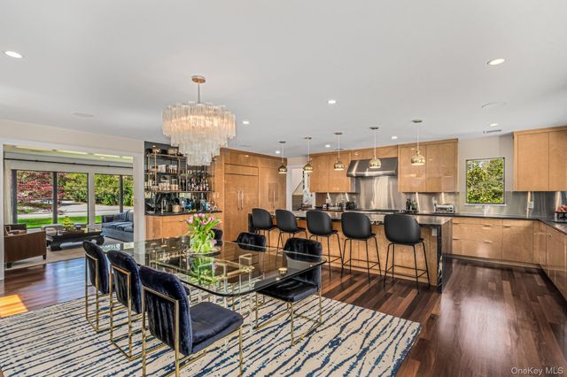 68 Brookside Drive, Manhasset, NY 11030