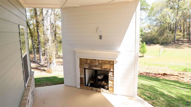 604 Beaver Court, Perry, GA 31069