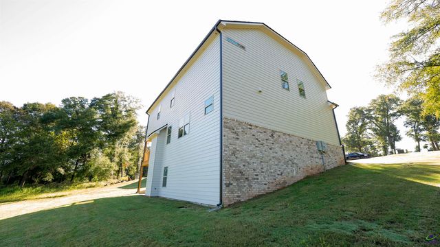604 Beaver Court, Perry, GA 31069