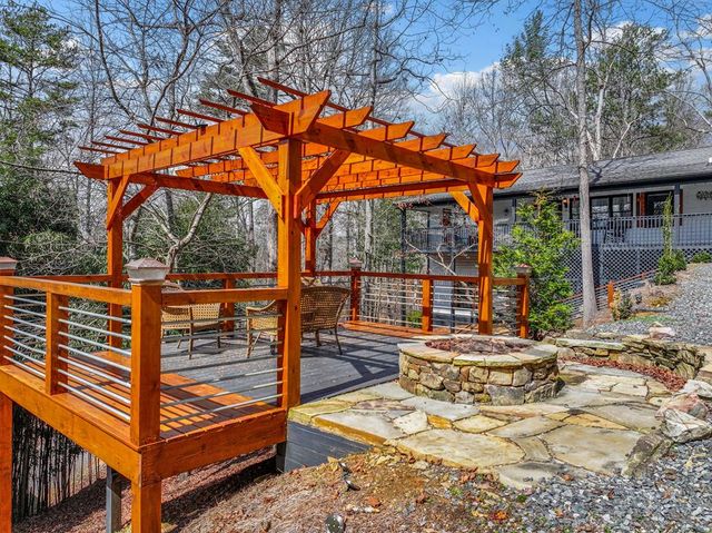 62 Cannon Court, Ellijay, GA 30540