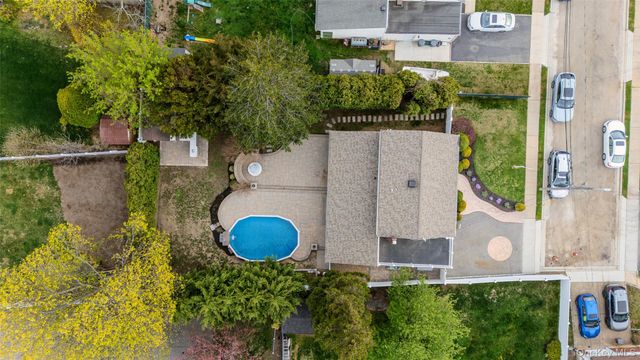 2181 Hortense Avenue, Seaford, NY 11783