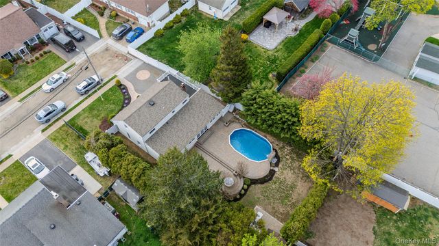 2181 Hortense Avenue, Seaford, NY 11783