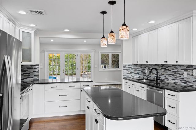 2181 Hortense Avenue, Seaford, NY 11783