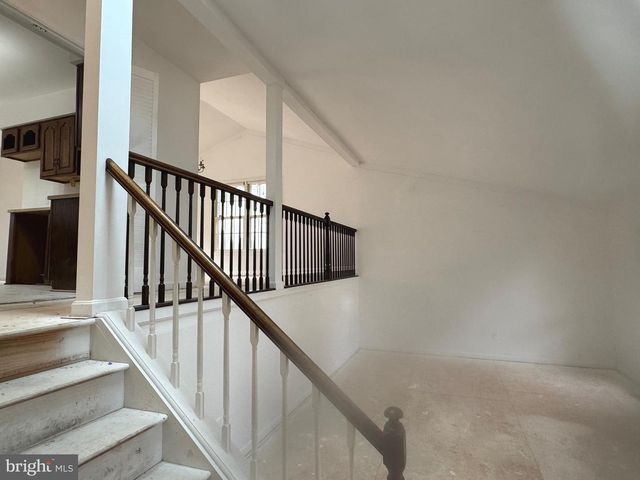 9217 DOROTHY LN, Springfield, VA 22153