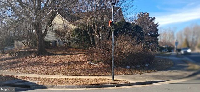 9217 DOROTHY LN, Springfield, VA 22153