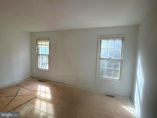 9217 DOROTHY LN, Springfield, VA 22153