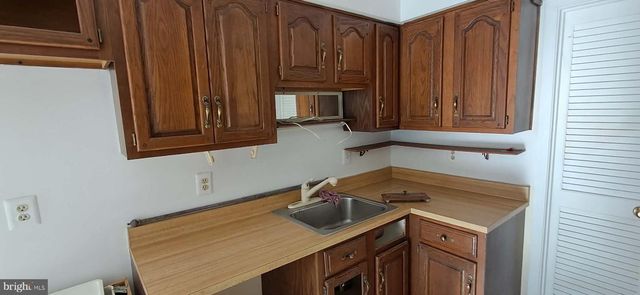 9217 DOROTHY LN, Springfield, VA 22153