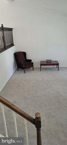 9217 DOROTHY LN, Springfield, VA 22153