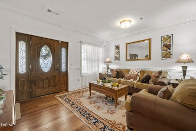 1404 Van Oaks Drive, Kingsport, TN 37665
