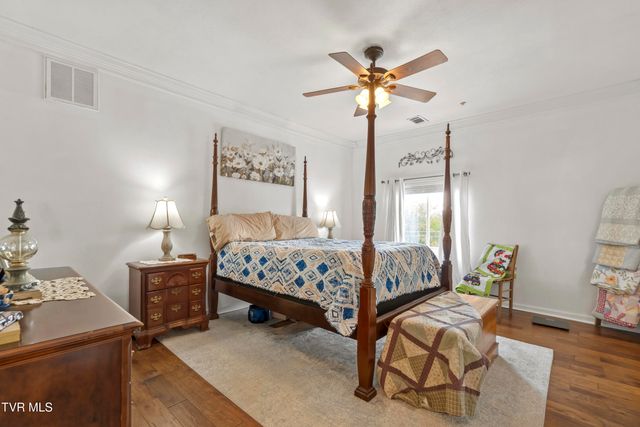 1404 Van Oaks Drive, Kingsport, TN 37665