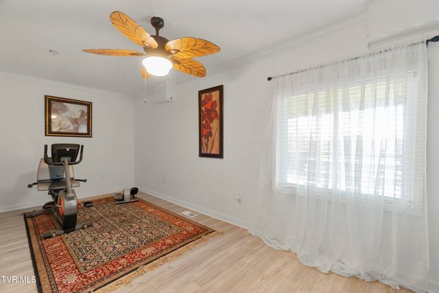 1404 Van Oaks Drive, Kingsport, TN 37665