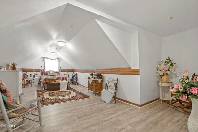 1404 Van Oaks Drive, Kingsport, TN 37665