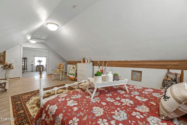 1404 Van Oaks Drive, Kingsport, TN 37665