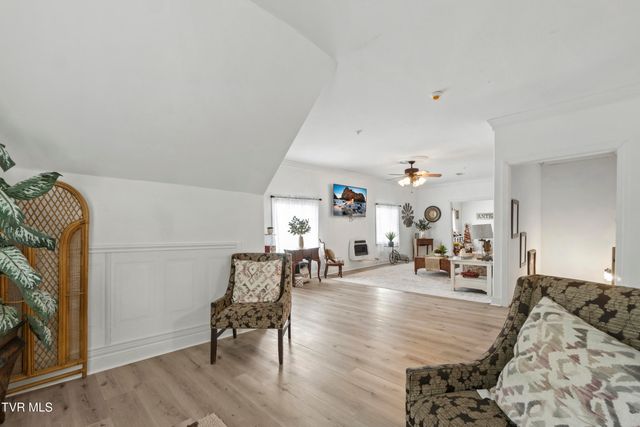 1404 Van Oaks Drive, Kingsport, TN 37665