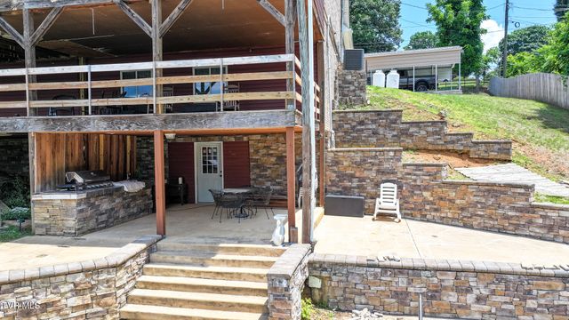 1404 Van Oaks Drive, Kingsport, TN 37665