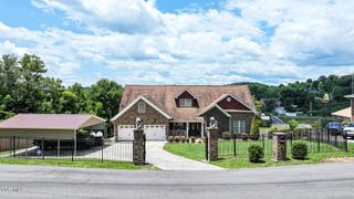 1404 Van Oaks Drive, Kingsport, TN 37665