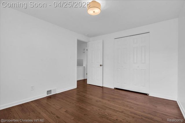 1035 N Old Woodward Avenue, Birmingham, MI 48009