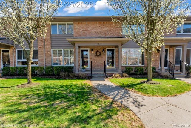 1035 N Old Woodward Avenue, Birmingham, MI 48009