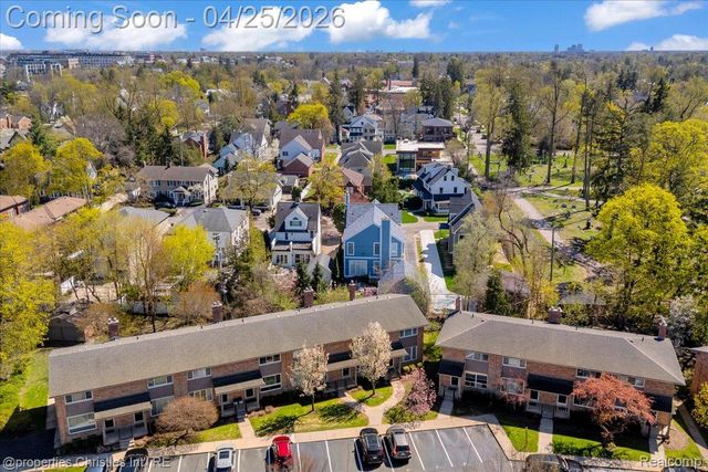 1035 N Old Woodward Avenue, Birmingham, MI 48009