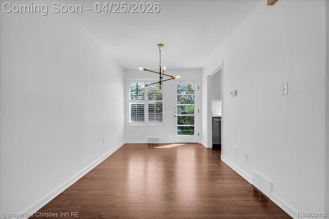 1035 N Old Woodward Avenue, Birmingham, MI 48009