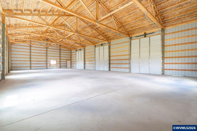 32655 Fur Rd, Lebanon, OR 97355